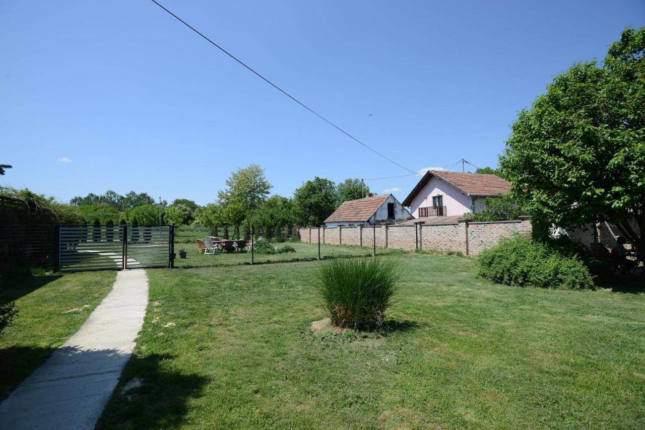 Apartments Osijek By The River 외부 사진